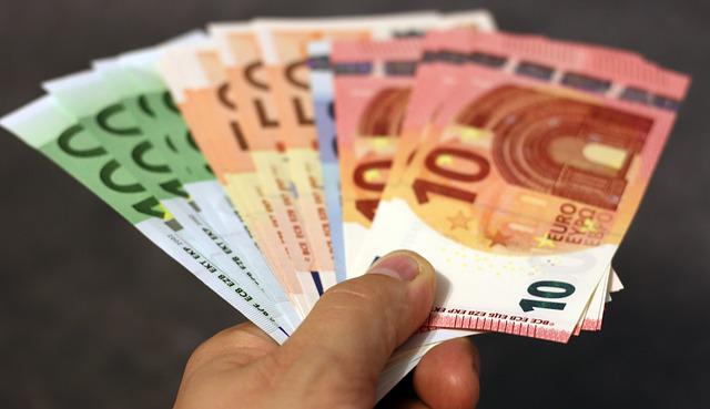 The Zloty was the strongest towards the Euro since the outbreak of the war